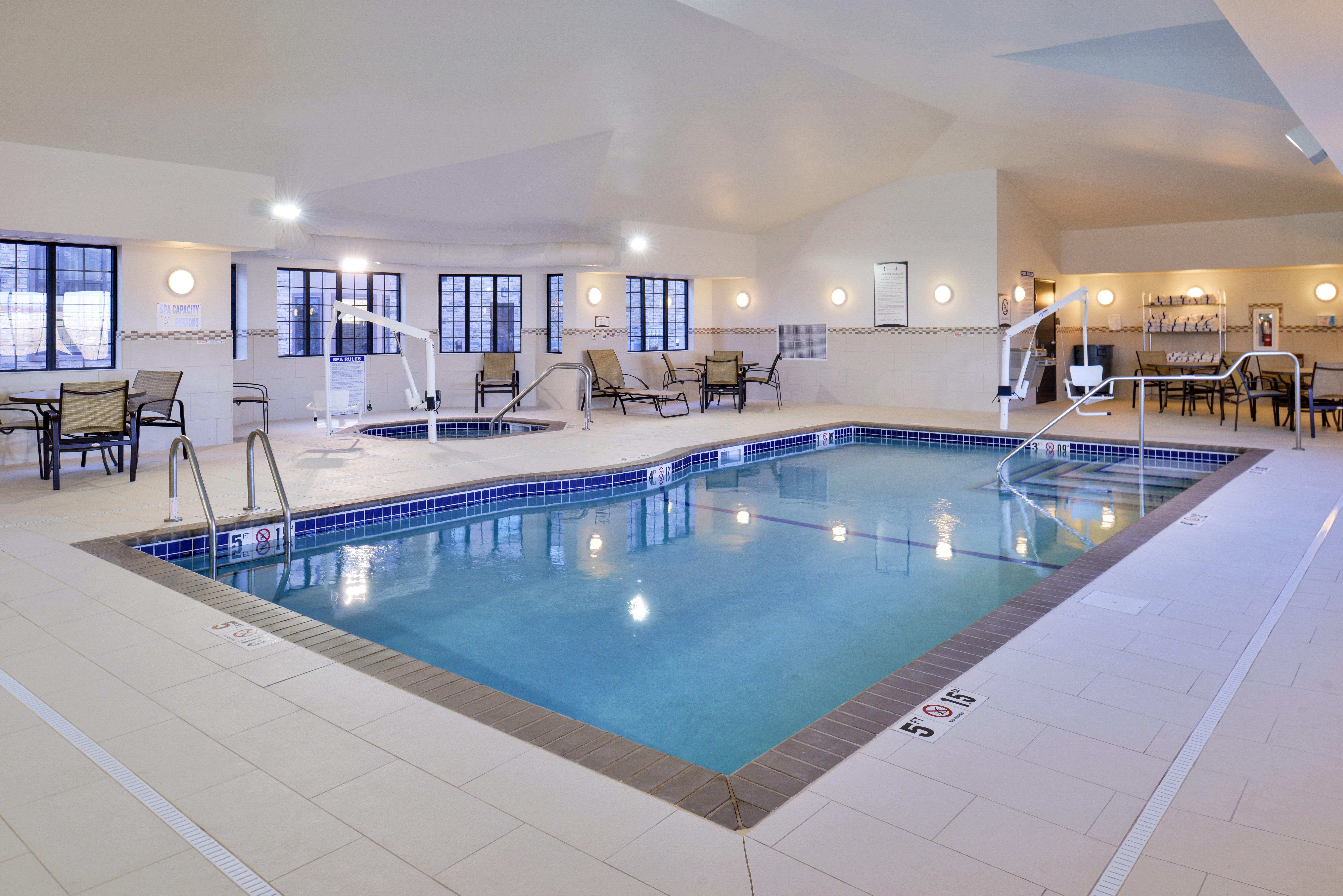 Staybridge Suites Rochester By Ihg מראה חיצוני תמונה